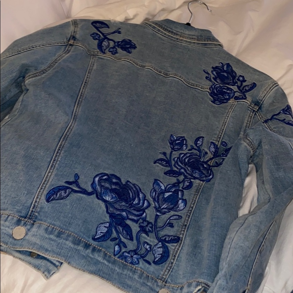 Blank NYC floral embroidered denim jacket - Picture 4 of 5